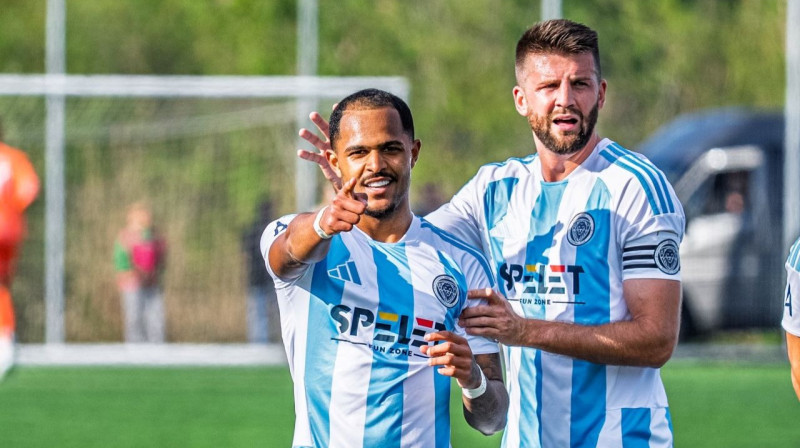 Kaju un Antonijs Černomordijs. Foto: Riga Football Club