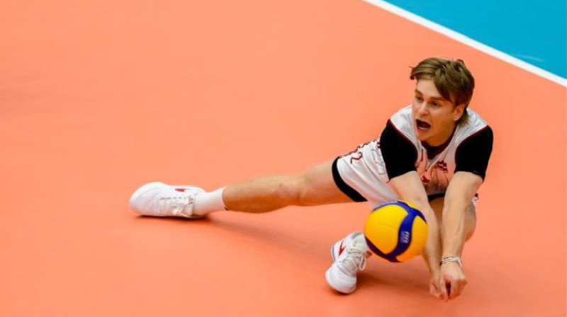 Latvijas libero spēlētājs Kaspars Kronbergs. Foto: CEV