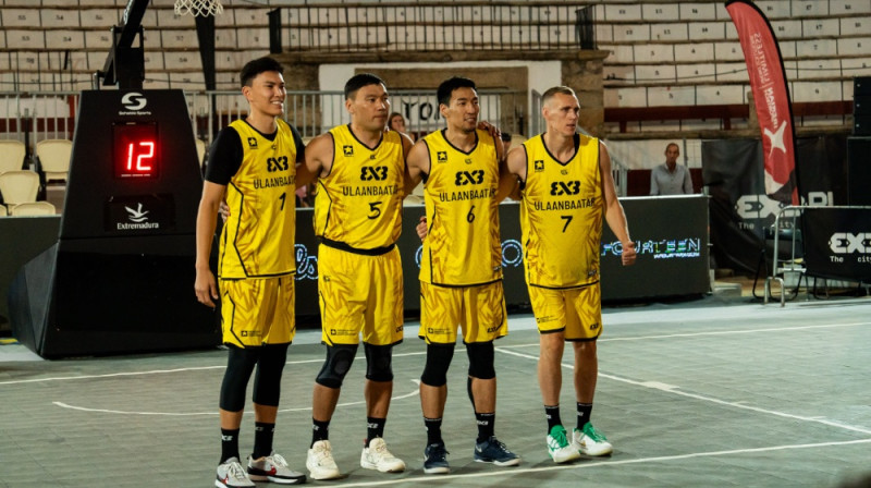 Nauris Miezis kopā ar komandu. Foto: FIBA 3x3