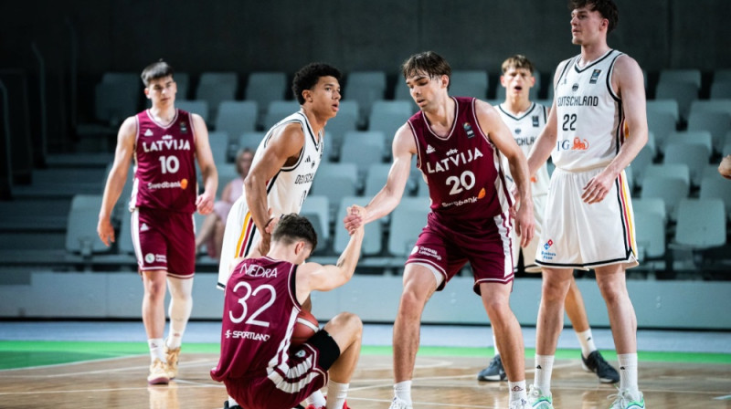 Artūrs Ozols. Foto: FIBA