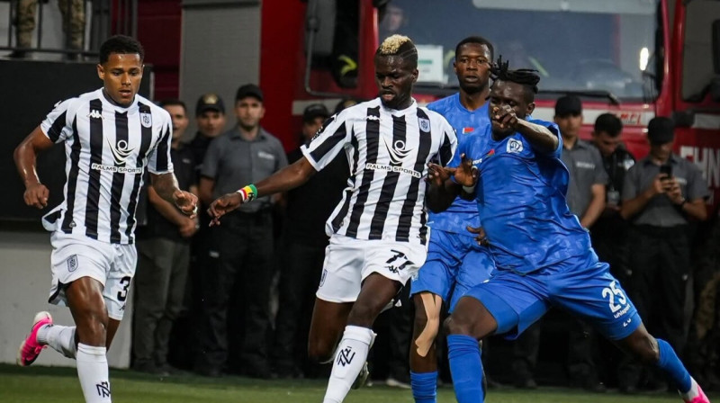 Mirklis Baku "Neftçi" un Minskas "Dynama" cīņā. Foto: Neftçi PFK