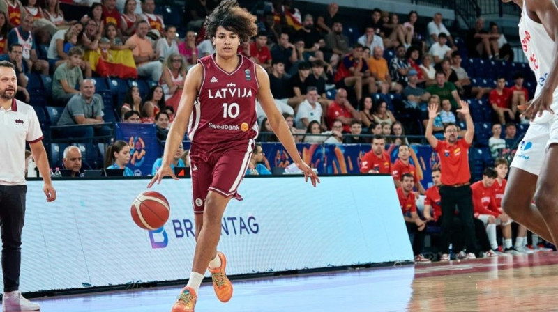 Bendžamins Jānis Beruē, Foto: FIBA