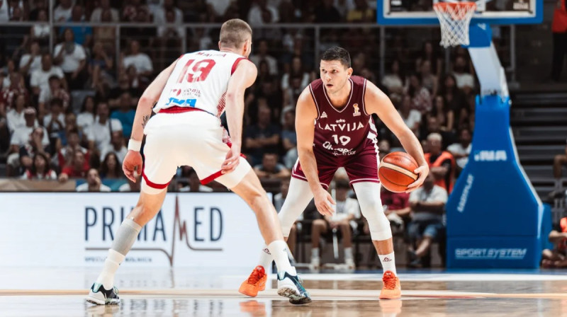 Rihards Lomažs. Foto: FIBA