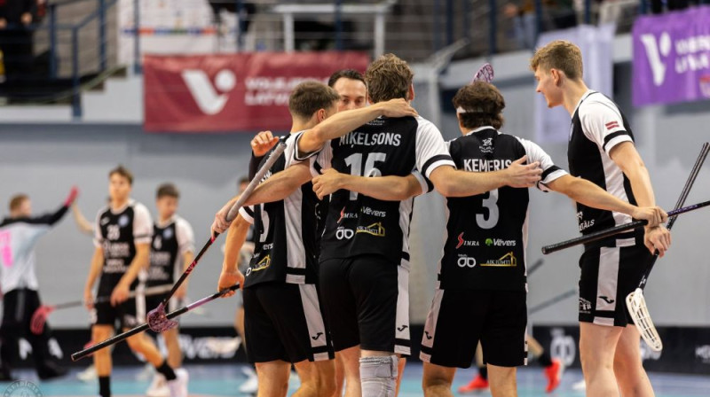 "Kuldīga NSS/Linde Grupa" atkal sekmīgi uzsākuši sezonu, foto: FK Kuldīga