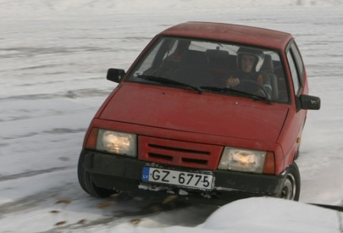 Ziemas auto sprinta čempioni noskaidroti