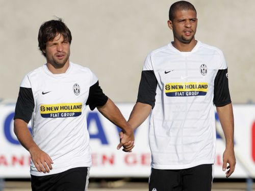 Dunga: ""Juventus" nepareizi izmanto Melo un Djēgo"