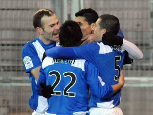 Pastarīte "Grenoble" apkauno "Auxerre", "Lorient" sakauj "PSG"