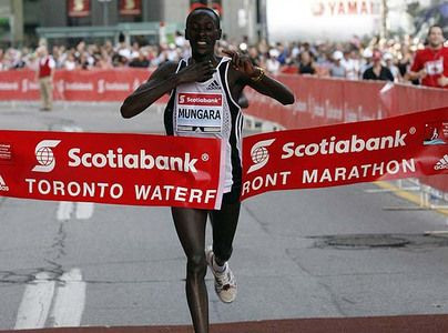 Mungara un Čeropa ar personiskajiem rekordiem triumfē Toronto