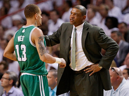 Riverss turpinās trenēt "Celtics"