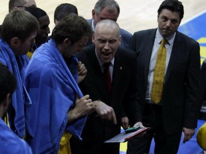 "Khimki" un Kurtinaitis iekļūst Krievijas finālā