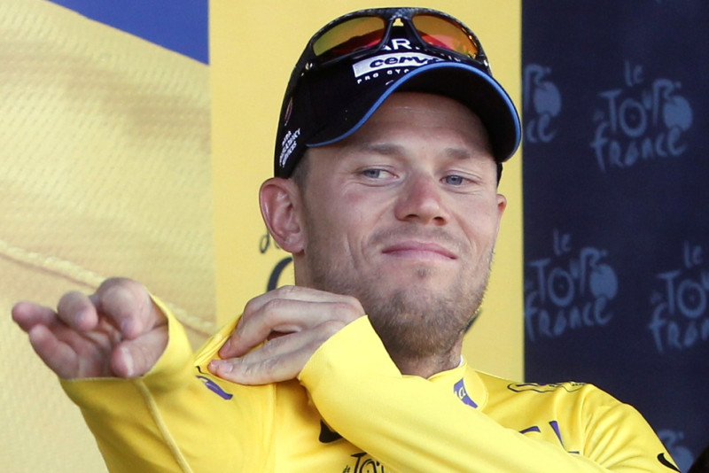 "Tour de France" komandu braucienā uzvar "Garmin-Cervelo"