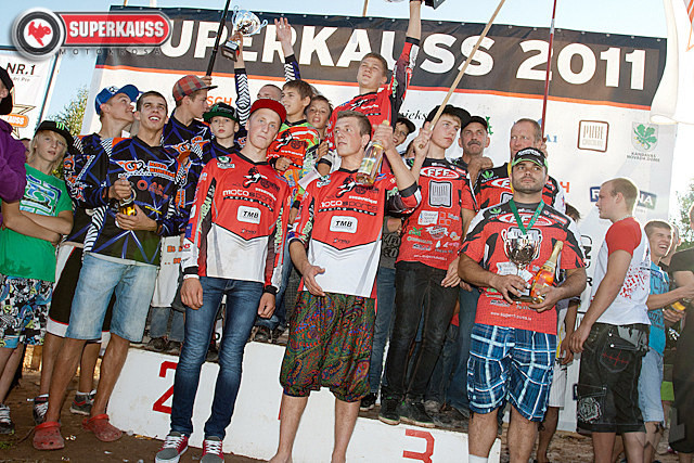 "Motosports-Elkšņi Racing Team" uzvar "Battery Superkauss" komandu ieskaitē