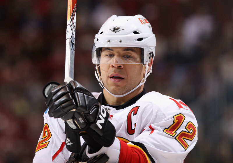 NHL nedēļas labākie - Iginla, Hakets un Karlsons