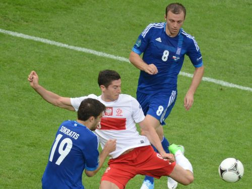 "Euro 2012" sākas ar aizraujošu Polijas un Grieķijas neizšķirtu