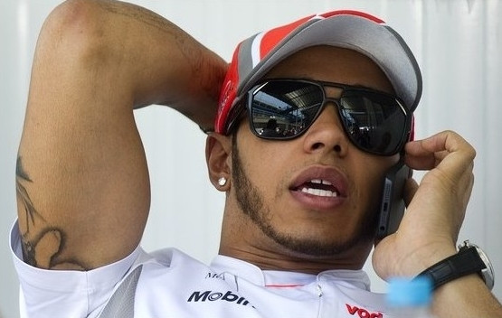 Rons Deniss cer, ka Hamiltons atgriezīsies "McLaren"