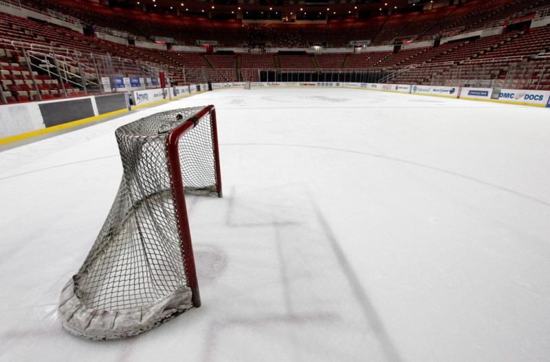 NHL lokauts: sarunas strupceļā, palielinās varbūtība, ka sezonu atcels
