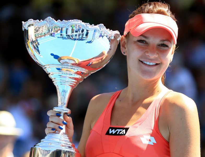 Par sezonas pirmo WTA čempioni kļūst Radvanska