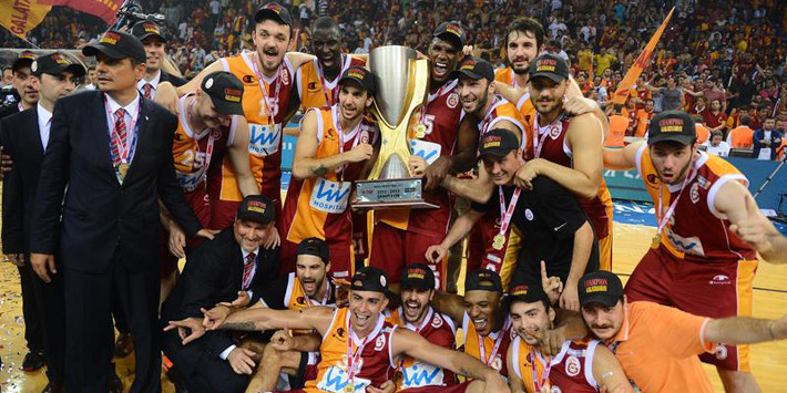 "Galatasaray" kļūst par Turcijas čempioniem