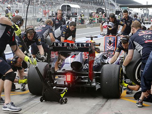 "Red Bull" komanda arī šogad ir pitstopu ātruma rekordisti