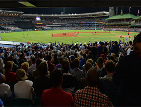 "Dodgers" uzvar MLB atklāšanas mačā Austrālijā