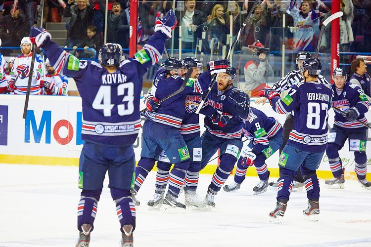 KHL čempione "Metallurg" iejaukta pamatīgā finanšu afērā