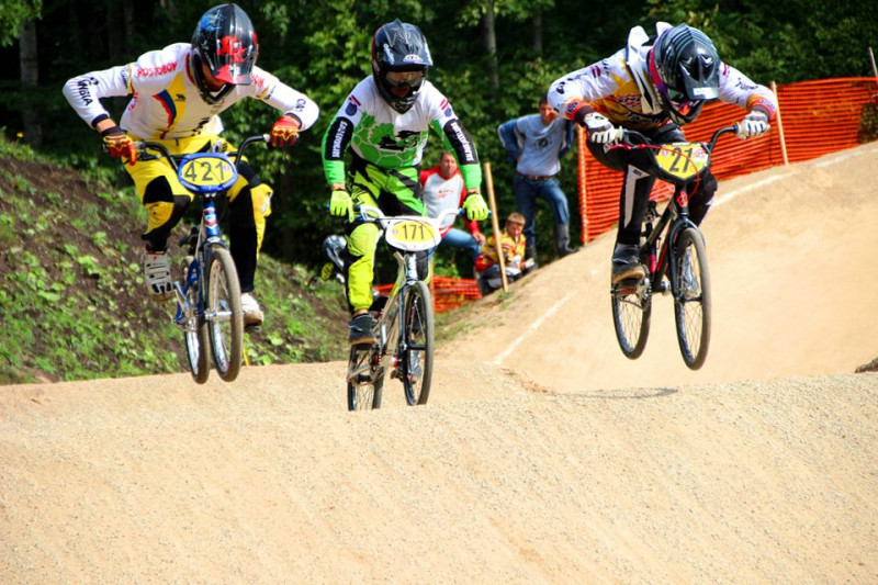 "SMScredit.lv BMX čempionāta" Vecpiebalgas posmā aizraujošas cīņas un Uškaura uzvara