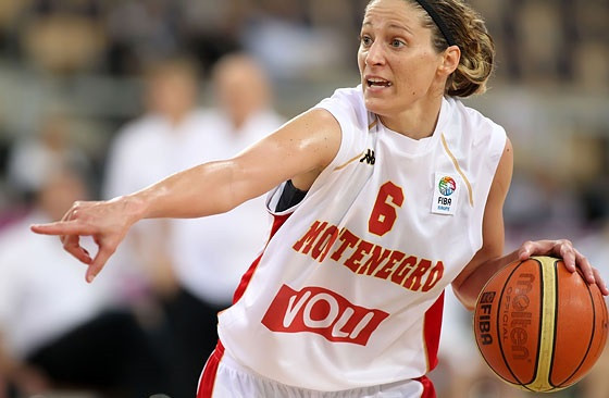 TTT pievienojas divkārtējā WNBA "All Star" dalībniece Anna Deforža