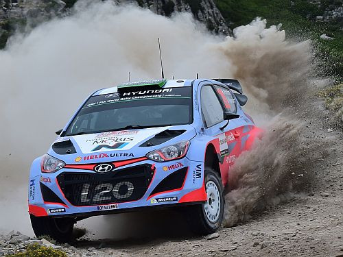 Smagā Sardīnijas WRC posma vadībā negaidīti nonāk "Hyundai" pilots Heidens Padons