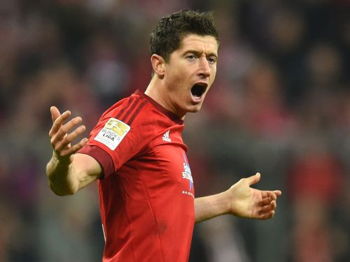 Levandovskim dublis, "Bayern" dominance turpinās