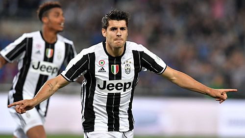 ''Juventus'' Itālijas kausa finālā triumfē pār ''Milan'', Moratam uzvaras vārti