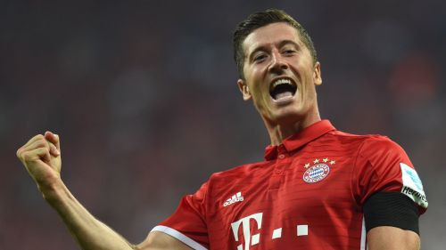 Levandovskis kompensācijas laikā izrauj "Bayern" uzvaru