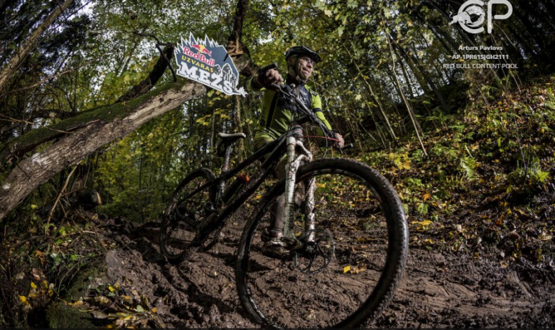 Avens un Actiņa triumfē ''Red Bull Uzvaras Mežs'' 10 stundu sacensībās