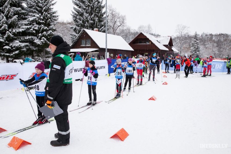 Tie paši uzvarētāji jauniešiem arī otrajā dienā LČ slēpošanā