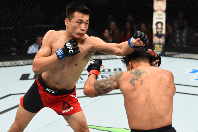 Ar skaistu uzvaru MMA sportā atgriezies “Korejiešu Zombijs”