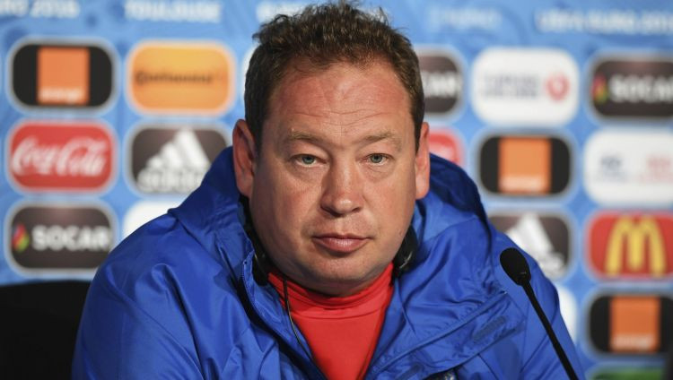 Sluckis kļūst par pirmo krievu treneri pie Anglijas futbola kluba stūres