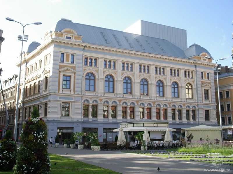 135. sezona Rīgas Krievu teātrī: plāni līdz gada beigām