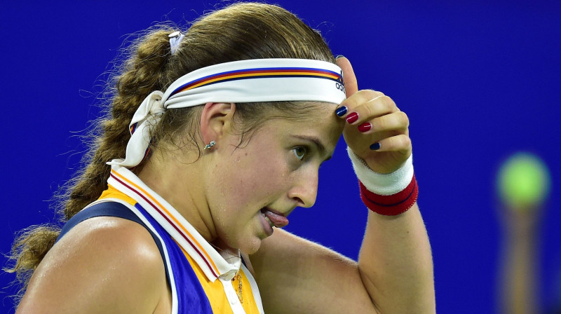 "French Open" čempione Ostapenko tiksies ar Vimbldonas uzvarētāju Mugurusu