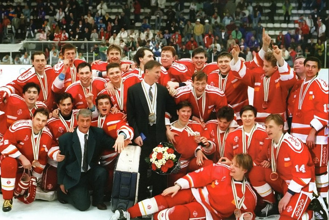 Bez valsts, karoga un himnas, bet ar zeltu - Krievijas hokeja 1992. gada pieredze