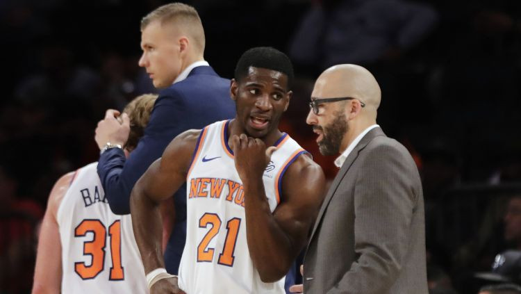 Porziņģis pēc "Knicks" trenera komentāriem publicē attēlus no sava treniņa