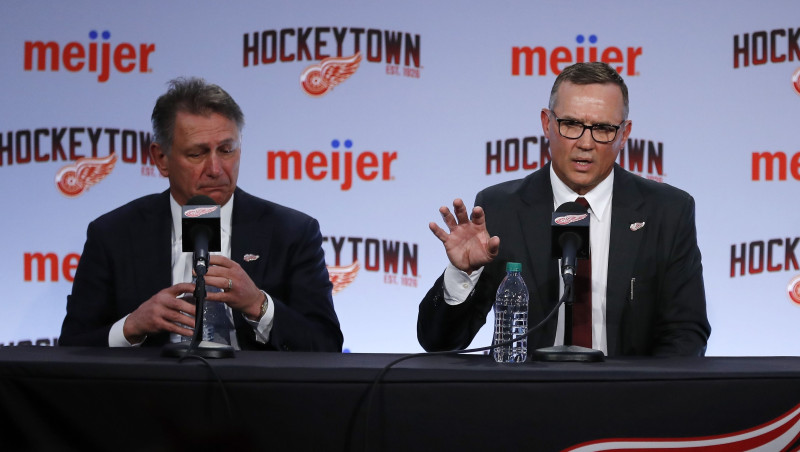 Par "Oilers" ģenerālmenedžeri kļūs vairāk nekā 20 gadus "Red Wings" pavadījušais Holands
