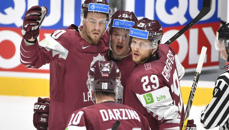 Balceram četri punkti, Latvija sāk ar uzvaru