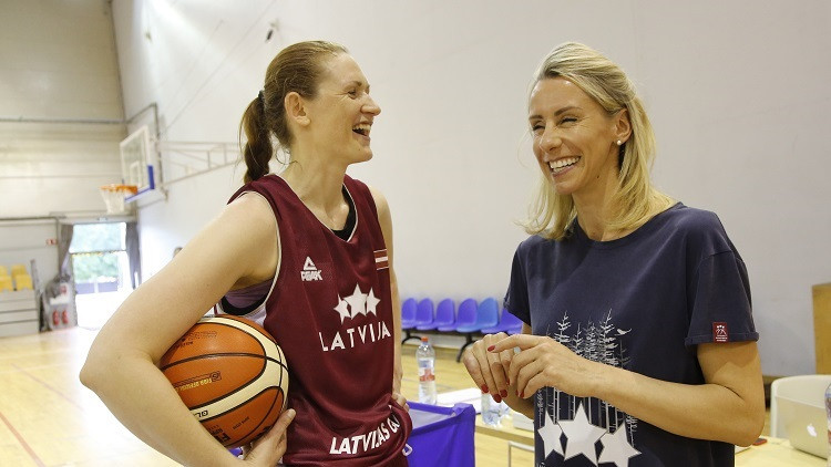 Kā WNBA sezona ietekmēs Latvijas situāciju Eiropas čempionātā?