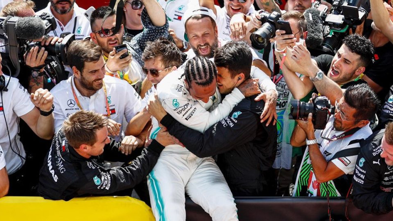 "Mercedes" inženieris: "Mums paveicās, ka Hamiltons tika uz starta"