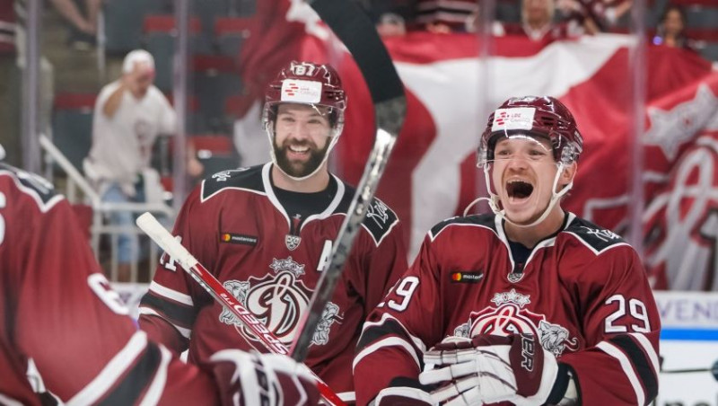 Rīgas "Dinamo" sezonas pirmajā izbraukumā būs ar 28 hokejistiem