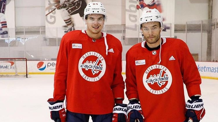 Bindulis un Kivlenieks atskaitīti no NHL komandu nometnēm