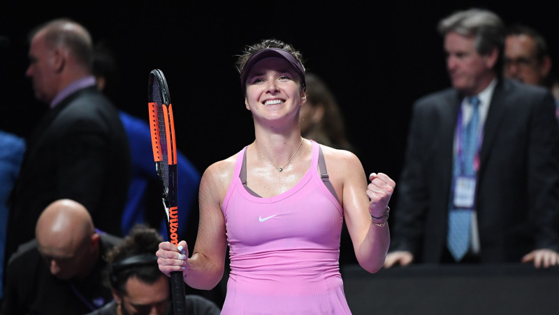 Svitoļinai 10. "WTA Finals" uzvara pēc kārtas, Bārtijai fināls debijā