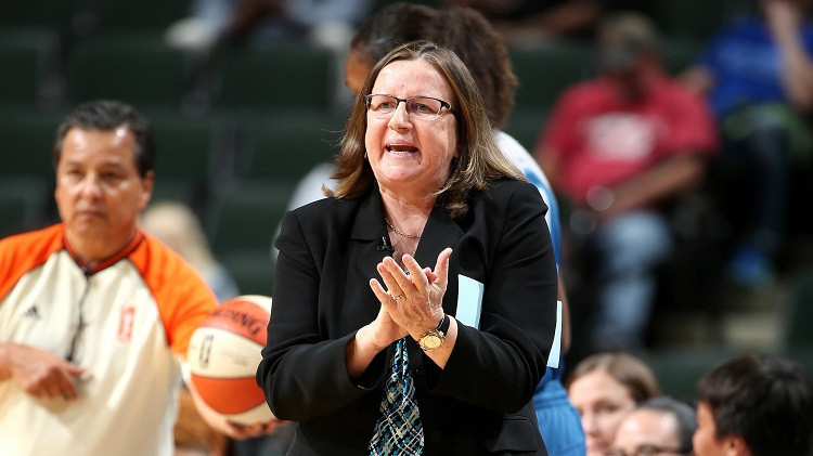 Vētras bijusī asistente kļūst par WNBA kluba galveno treneri
