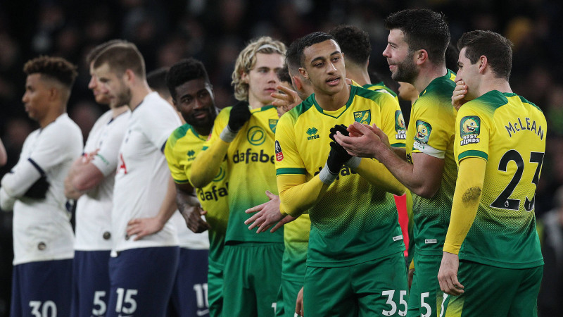 "Norwich" spēlētājam pēc pārbaudes mača pret "Tottenham" pozitīvas analīzes