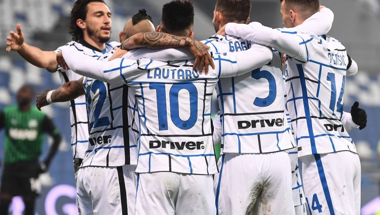 ''Inter'' svarīga panākums pār ''Sassuolo'', ''Juventus'' nespēj uzvarēt ''Benevento''