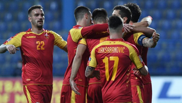 Melnkalnes futbolisti pirms spēles Rīgā izceļ jautājumus par laukuma kvalitāti un gaida tikai uzvaru